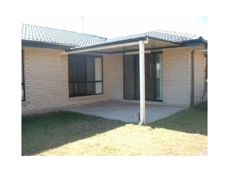 30 Waratah Street, Kin Kora QLD 4680