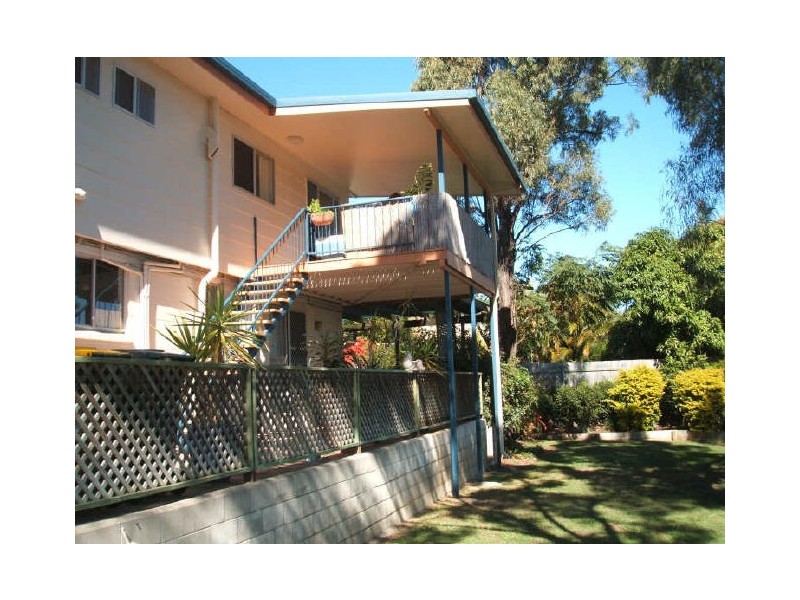 4 Dell Court, Kin Kora QLD 4680