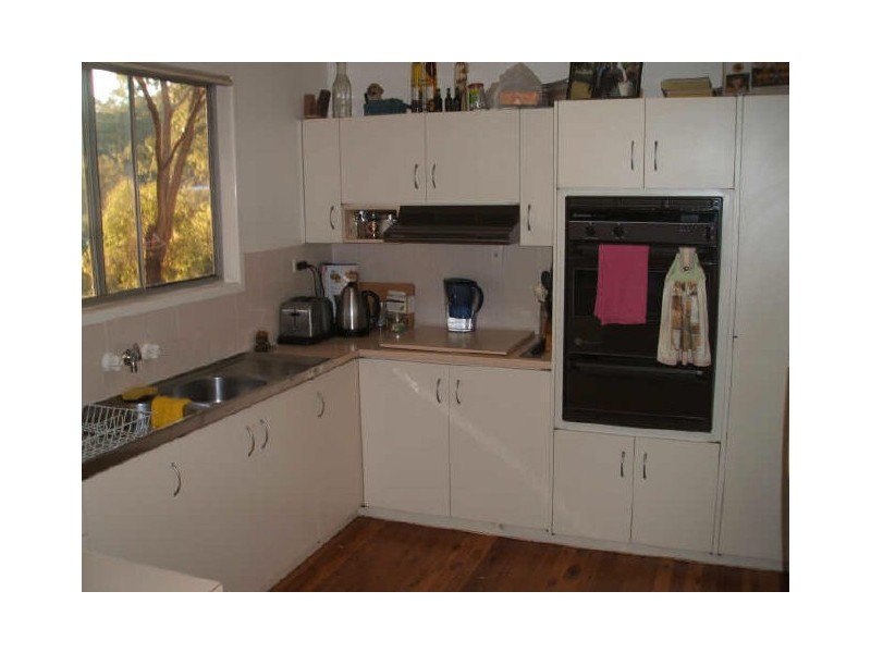 4 Dell Court, Kin Kora QLD 4680
