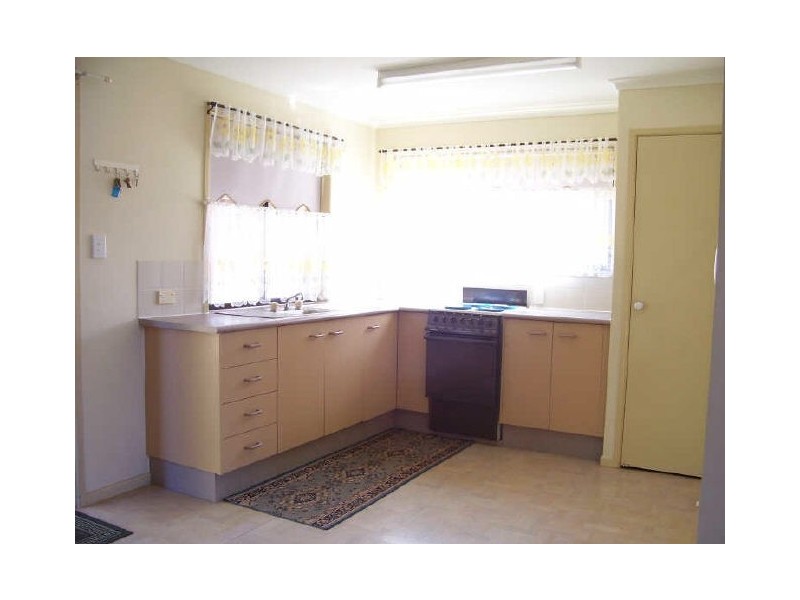 14 Butler Street, New Auckland QLD 4680