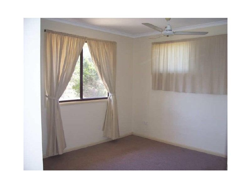 14 Butler Street, New Auckland QLD 4680