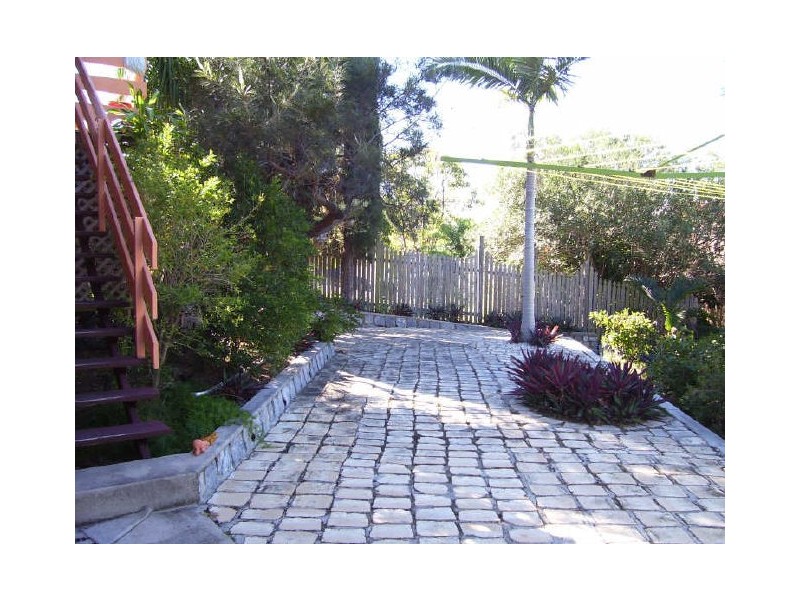 14 Butler Street, New Auckland QLD 4680