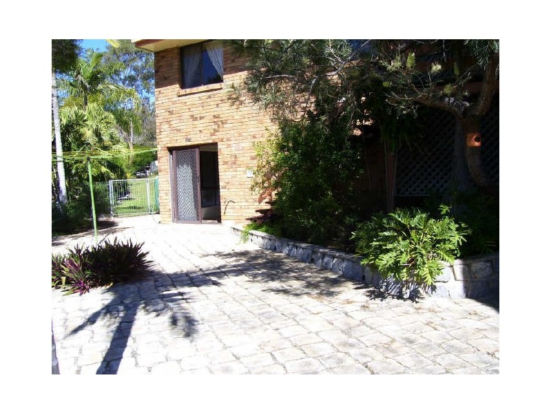 14 Butler Street, New Auckland QLD 4680