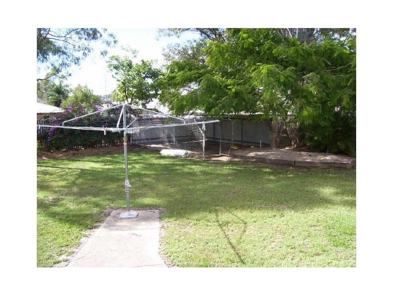 20 Salmon Street, Toolooa QLD 4680