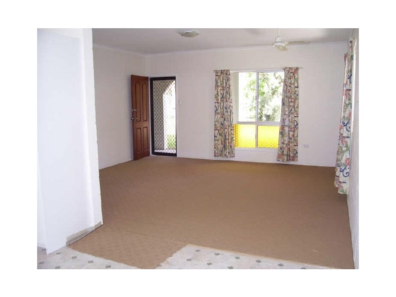 20 Salmon Street, Toolooa QLD 4680