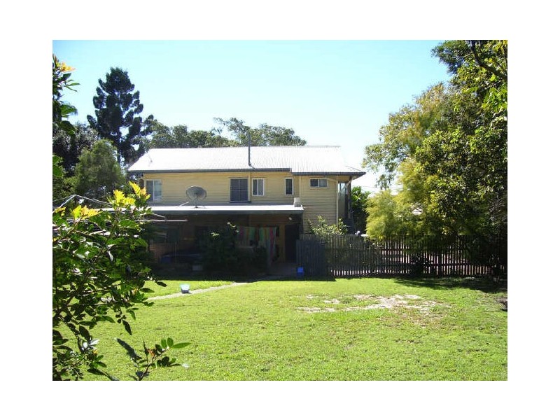 5 White Street, West Gladstone QLD 4680