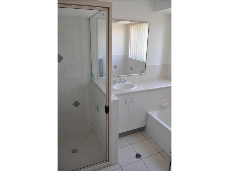 88 Col Brown Avenue, Clinton QLD 4680