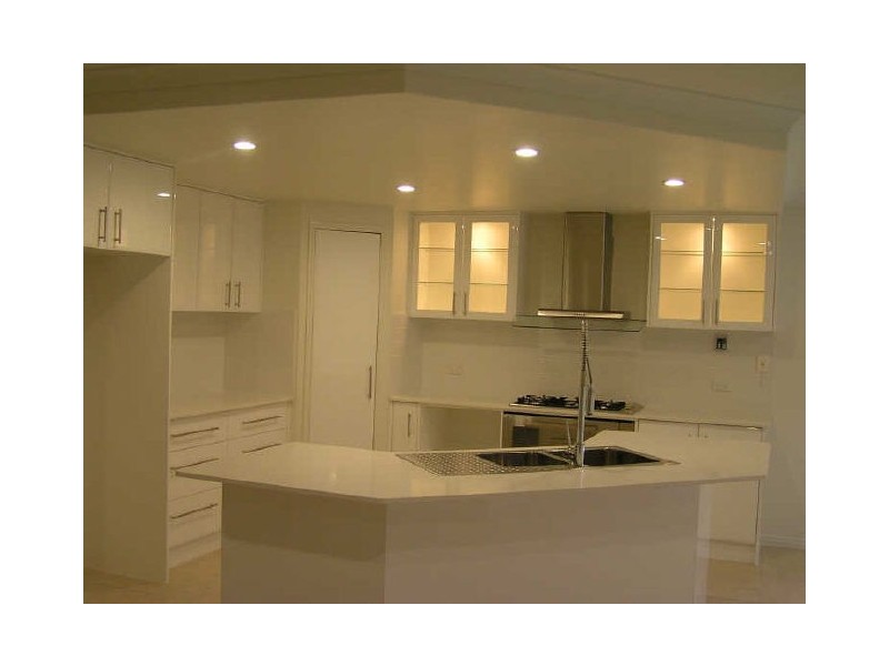 3 Dartmouth Close, Clinton QLD 4680