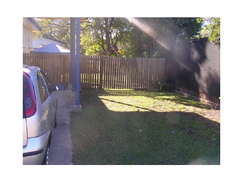 100 Barney Street, Gladstone QLD 4680