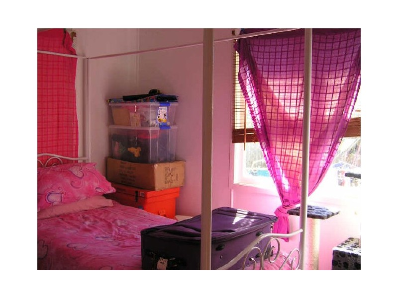 100 Barney Street, Gladstone QLD 4680