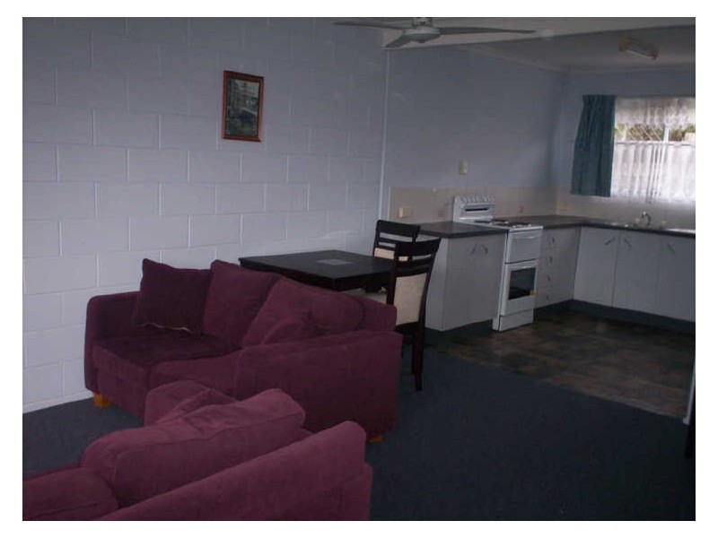 8/37 French Street, South Gladstone QLD 4680