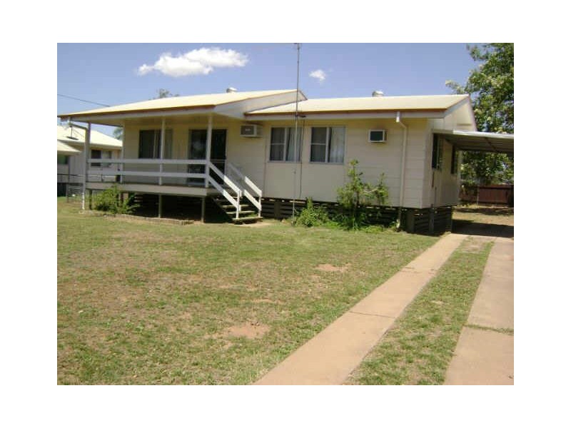 11 Eucalyptus Street, Blackwater QLD 4717