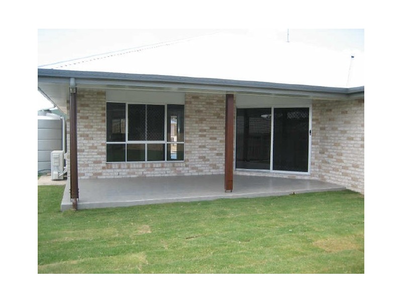 6 Jordana Court, New Auckland QLD 4680