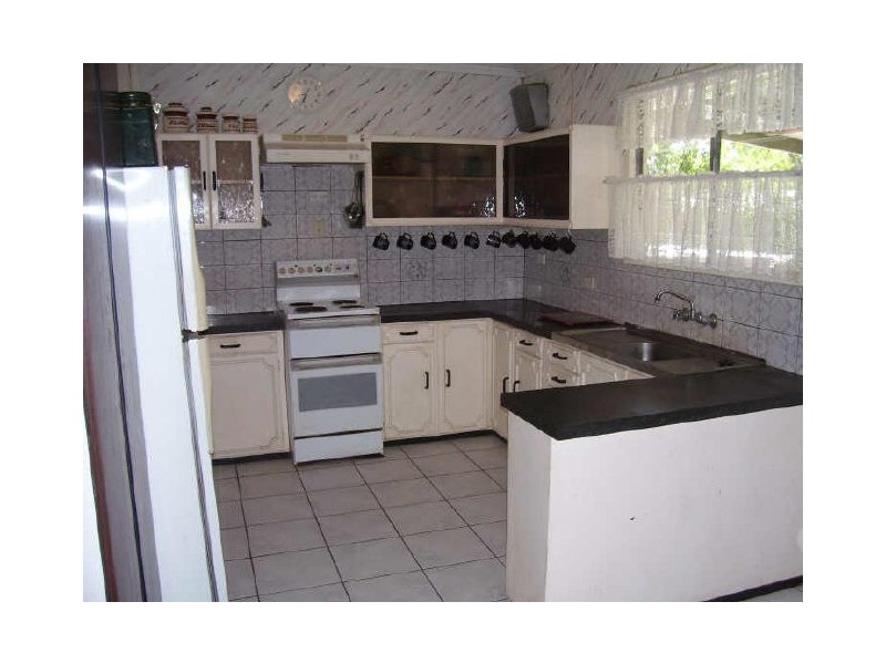 47 Golding Street, Barney Point QLD 4680
