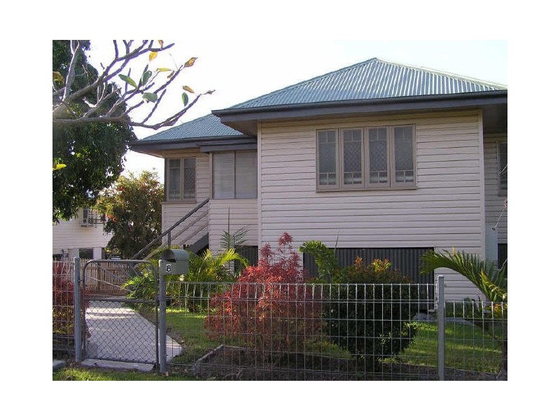 8 White Street, West Gladstone QLD 4680