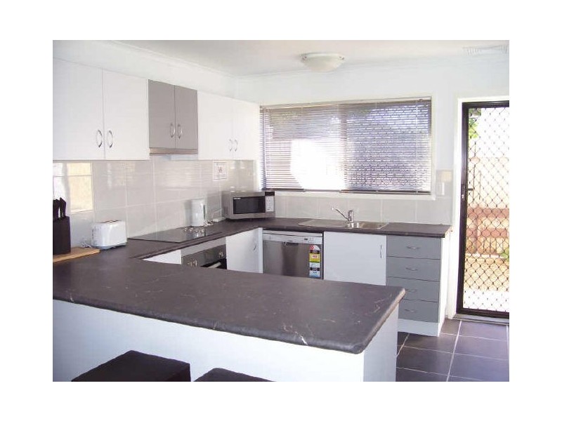 2/68 Ann Street, South Gladstone QLD 4680