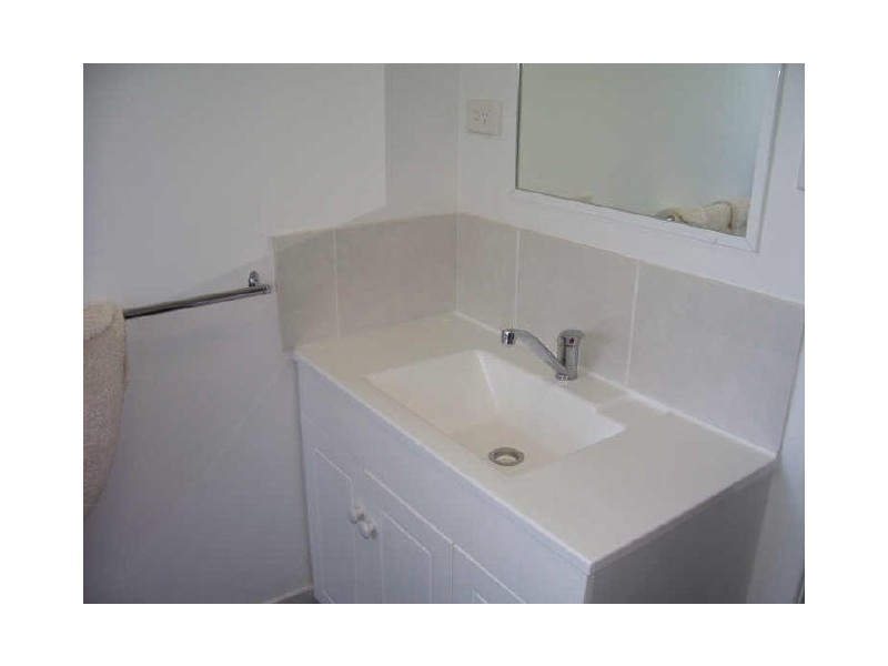 2/68 Ann Street, South Gladstone QLD 4680