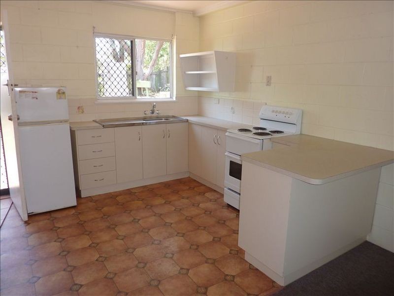 26 Hetherington Street, West Gladstone QLD 4680