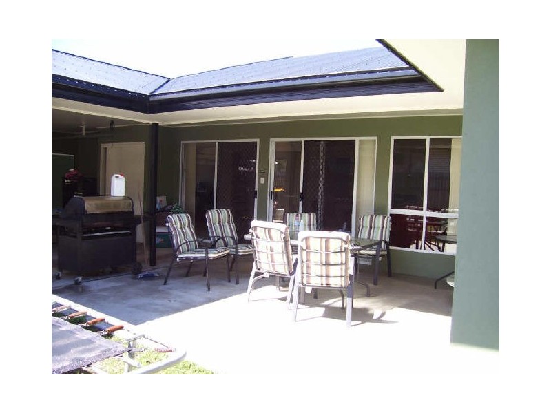 5 Stitt Close, Glen Eden QLD 4680