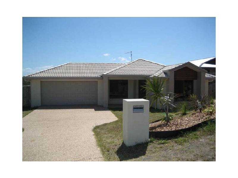 5 Moondarra Court, Clinton QLD 4680