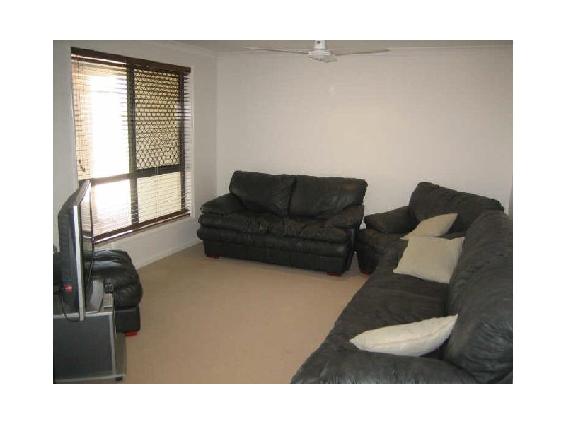 5 Moondarra Court, Clinton QLD 4680