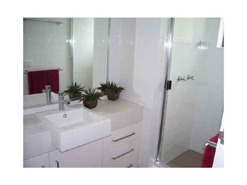 10/208-212 Oaka Street, Gladstone QLD 4680