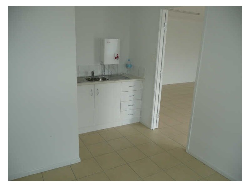 27 Toolooa Street, Gladstone QLD 4680