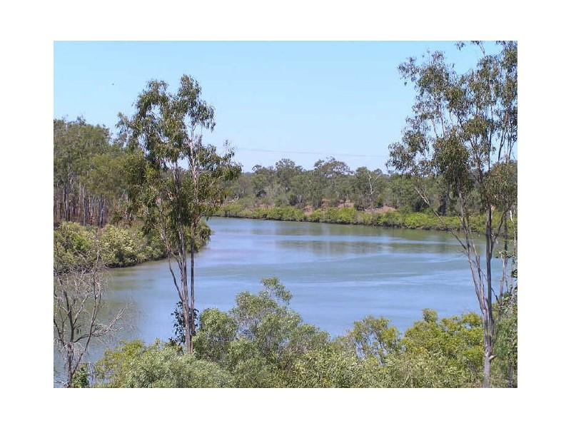 330 Calliope River Road, Yarwun QLD 4694