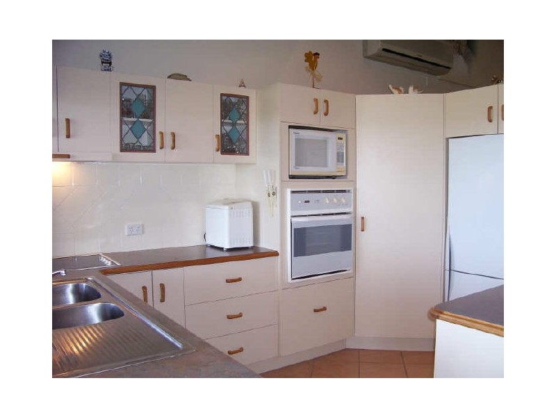 2 Diamond Cutter Close, Gladstone QLD 4680