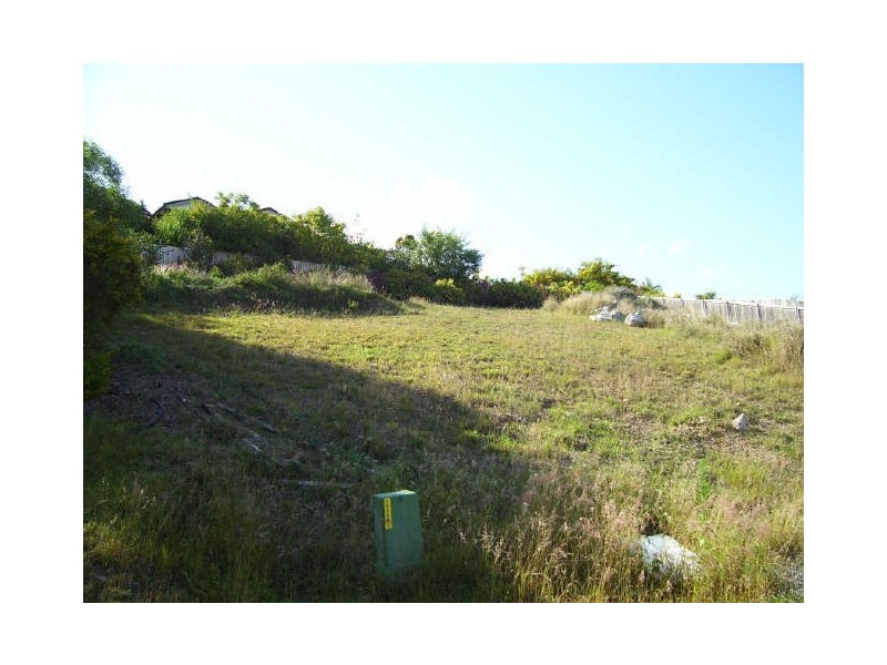 23 A Wivenhoe Close, Clinton QLD 4680