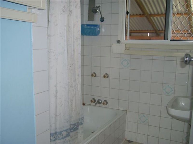 14 Callide Cres, Gladstone QLD 4680