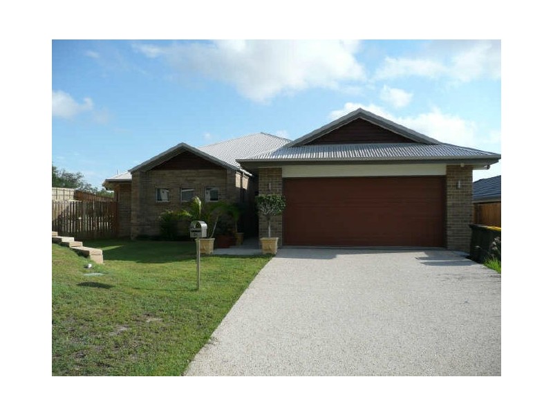 2 Southern Cross Close, Telina QLD 4680