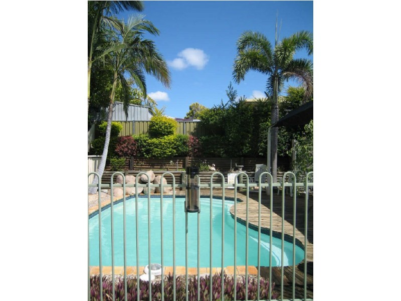 8 Vernon Road, Telina QLD 4680