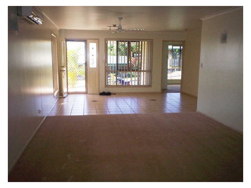 13 Mciver Road, Clinton QLD 4680