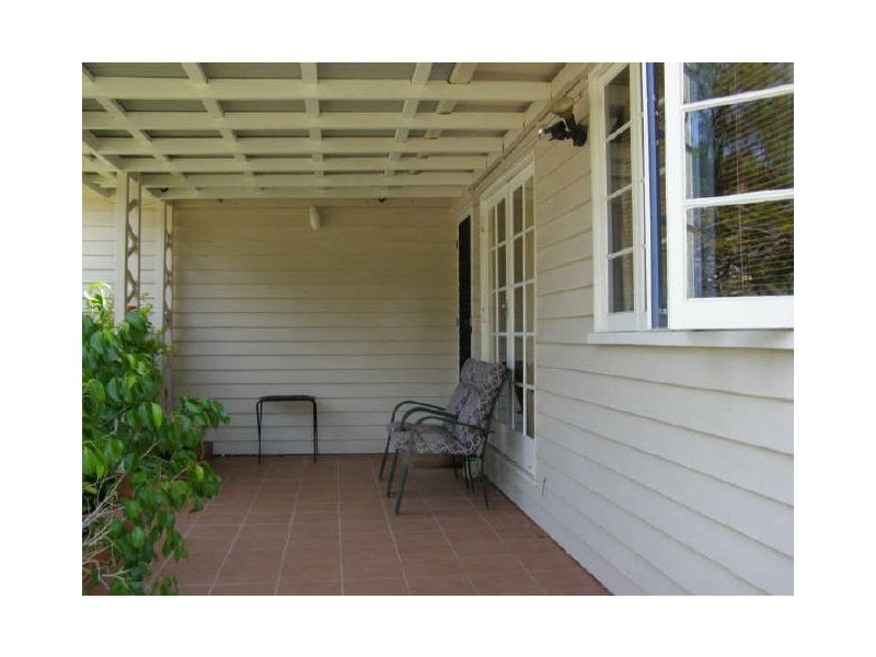 37 Higgins Street, West Gladstone QLD 4680