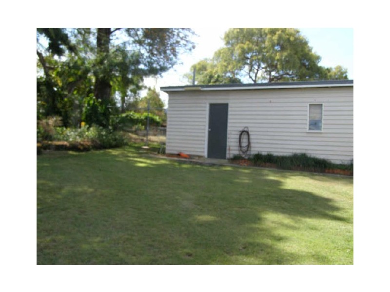 37 Higgins Street, West Gladstone QLD 4680