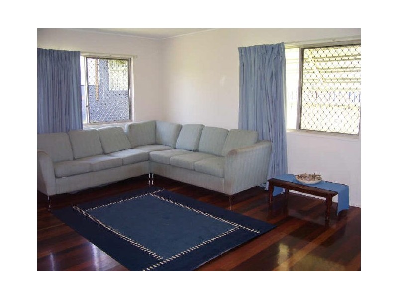 4 Beale Street, West Gladstone QLD 4680