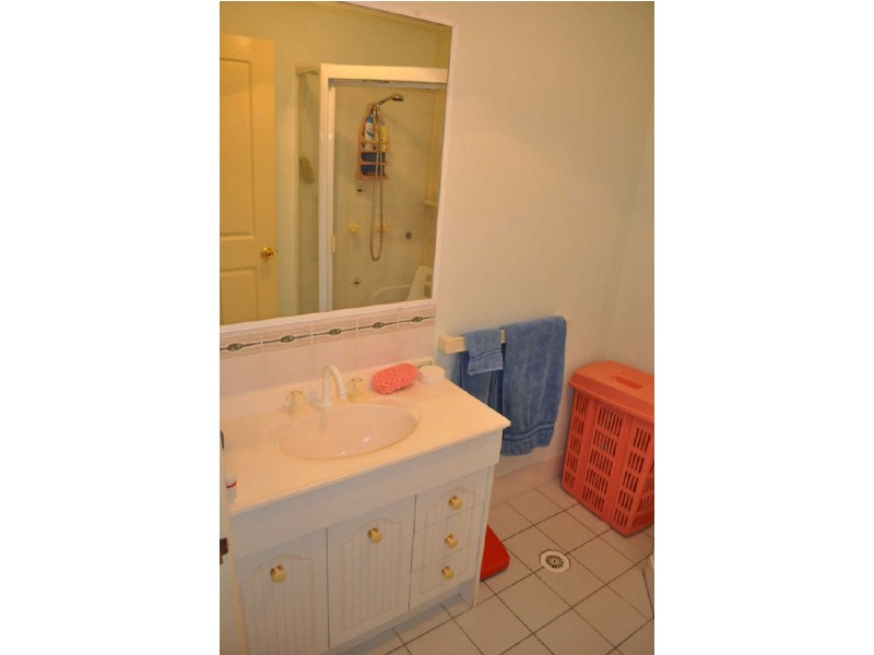 1/21 Shaw Street, New Auckland QLD 4680