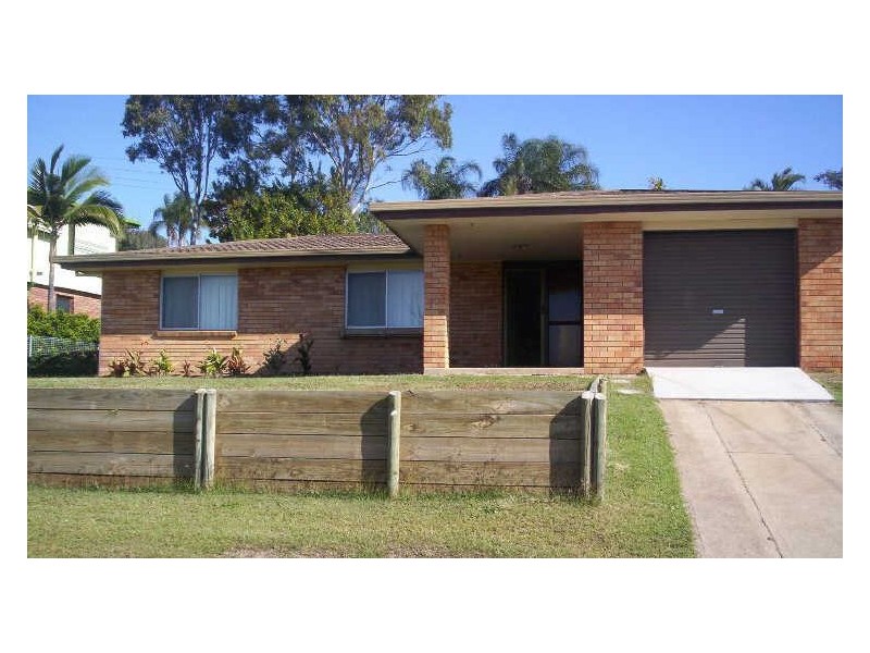 11 Finchley Street, Telina QLD 4680