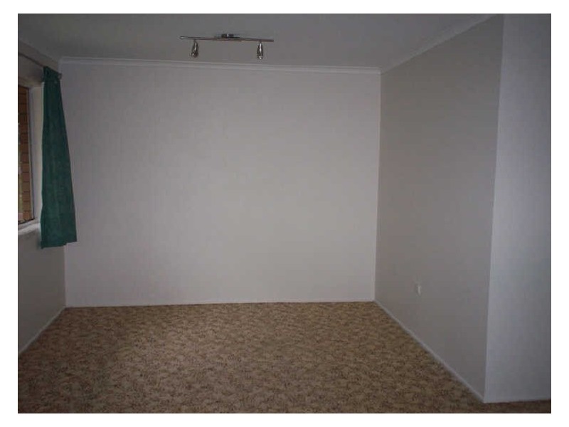 11 Finchley Street, Telina QLD 4680