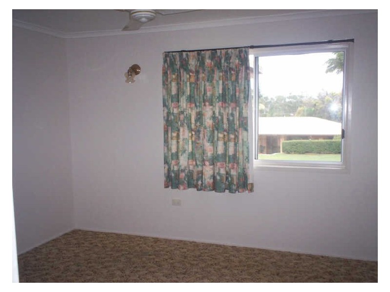 11 Finchley Street, Telina QLD 4680