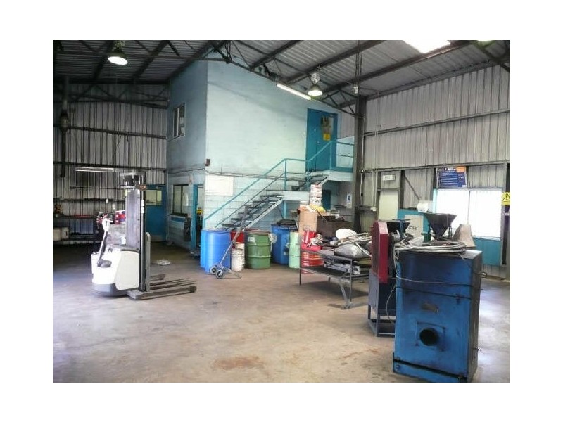 Shed 2 & 3/3 Kingdon Street, Gladstone QLD 4680