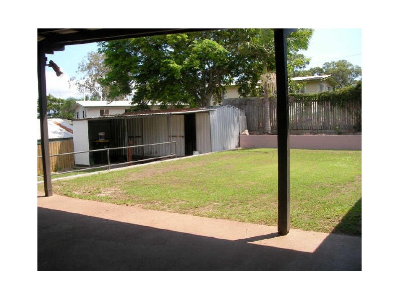 18 Wilson Street, New Auckland QLD 4680