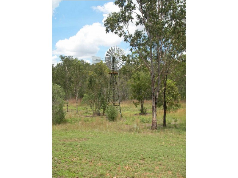844 Calliope River Road, Yarwun QLD 4694