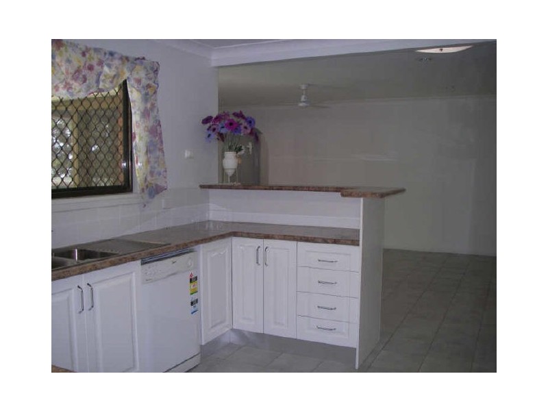 73 Gretel Drive, Clinton QLD 4680