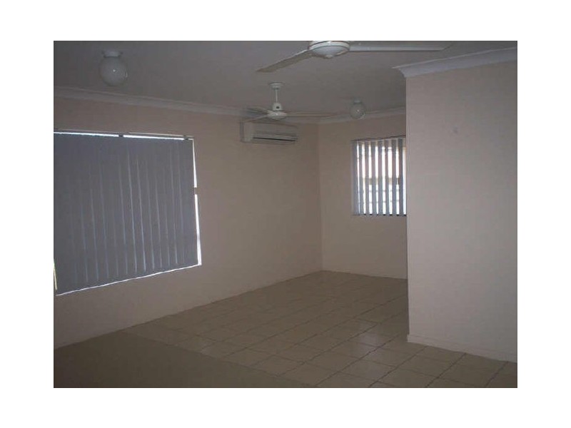 37 SKYLINE DRIVE, Gladstone QLD 4680