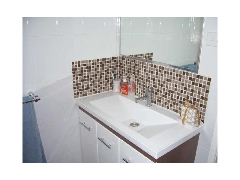 3/4 Wilmott Street, Gladstone QLD 4680