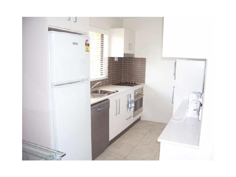 8/208-212 Oaka Street, Gladstone QLD 4680