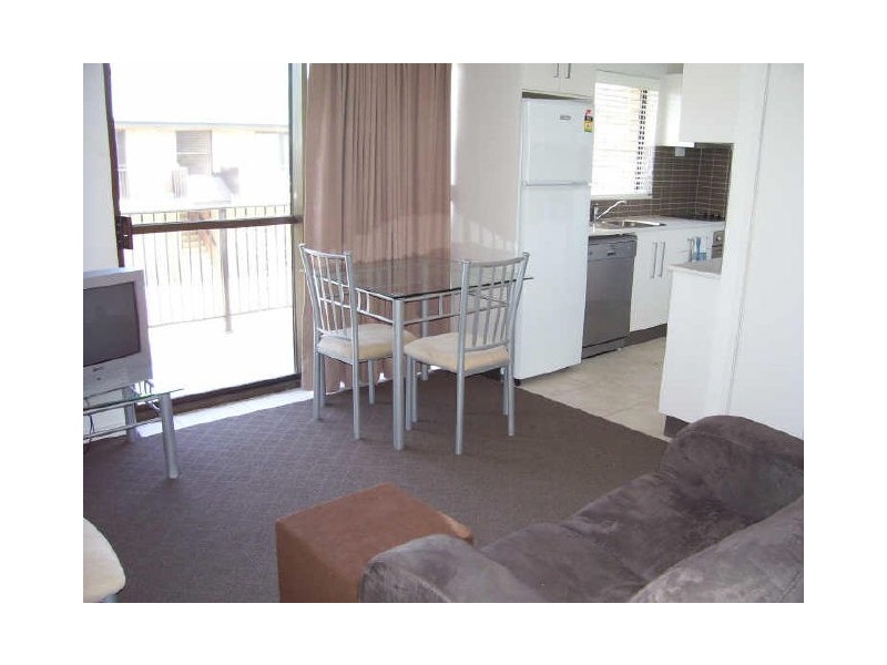 8/208-212 Oaka Street, Gladstone QLD 4680