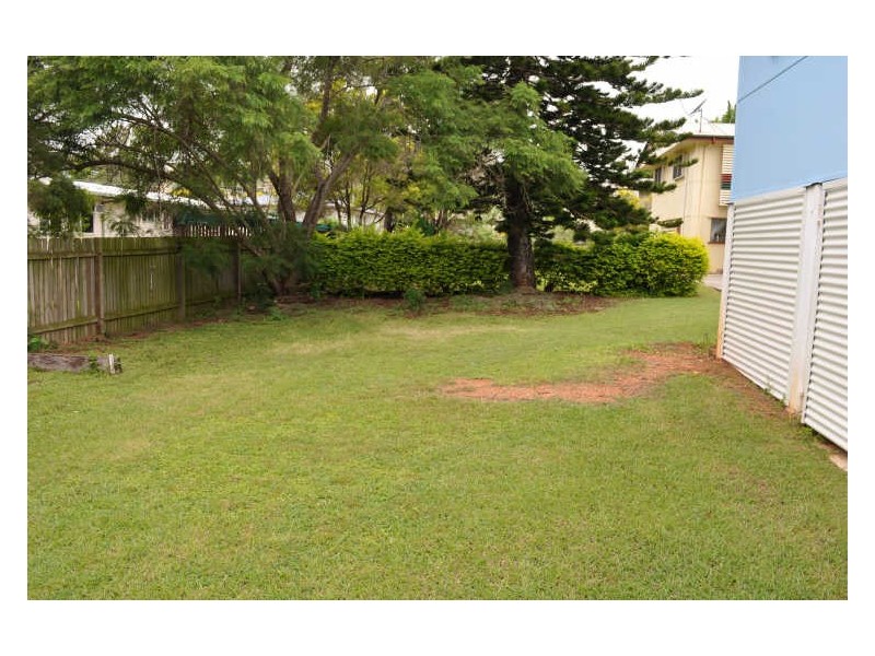 32 Busteed Street, West Gladstone QLD 4680